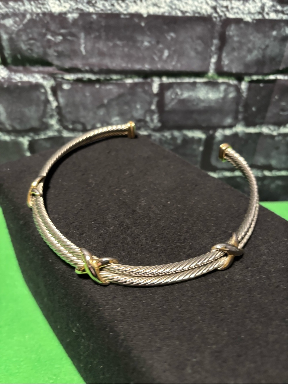 Two-Tone Cable Cuff necklace - Silver and Gold
